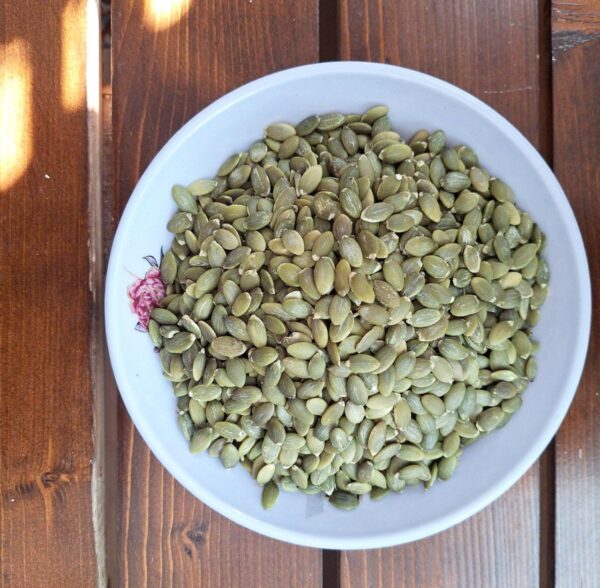 مغز تخمه کدو خام