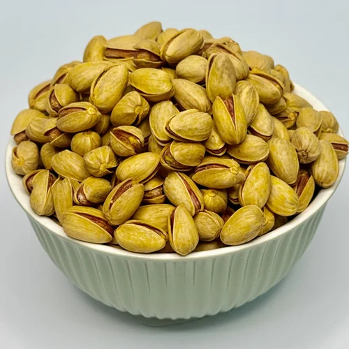 peste پسته اکبری زعفرونی