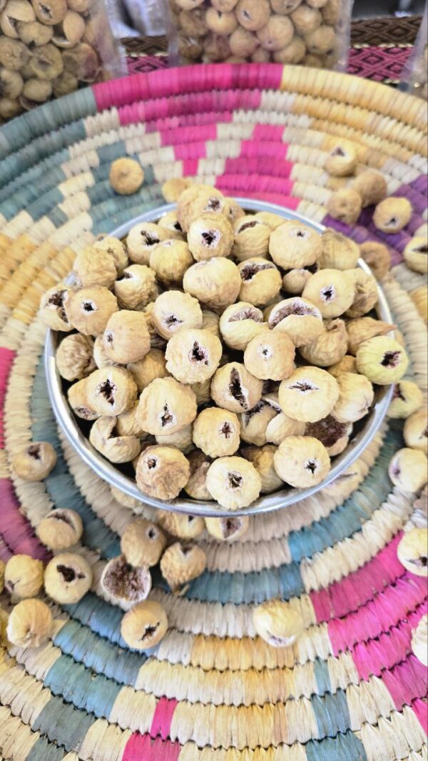 انجیر سایز درشت دستچین، مخلوط با غنچه صدیک